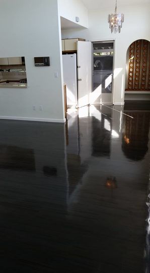 Before & After Floor Cleaning in Carson, CA (2)