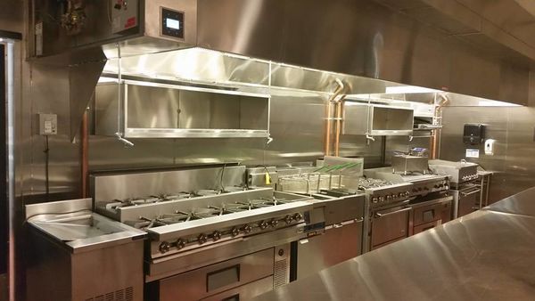 Restaurant cleaning in Pasadena, CA by Hot Shot Commercial Services, LLC